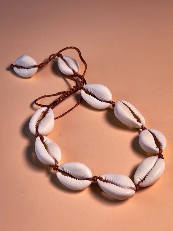 Cowrie Bracelet - Image 6