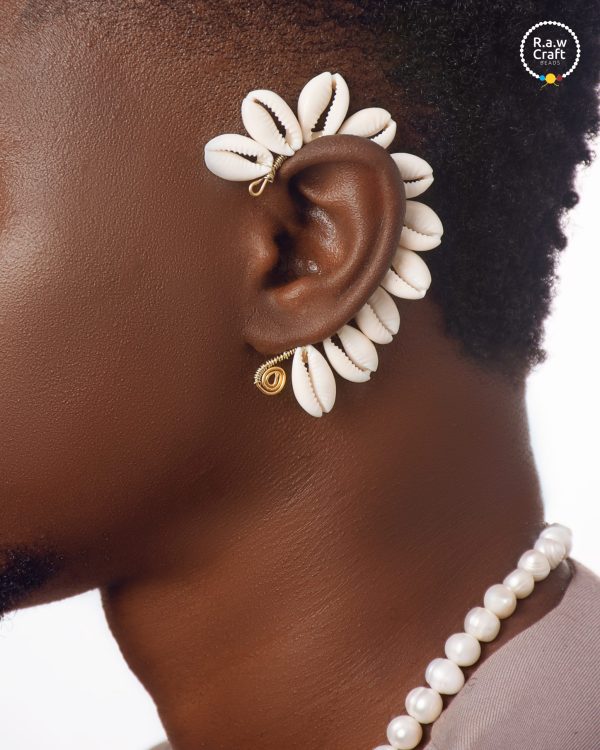 Cowrie ear cuff - Image 2