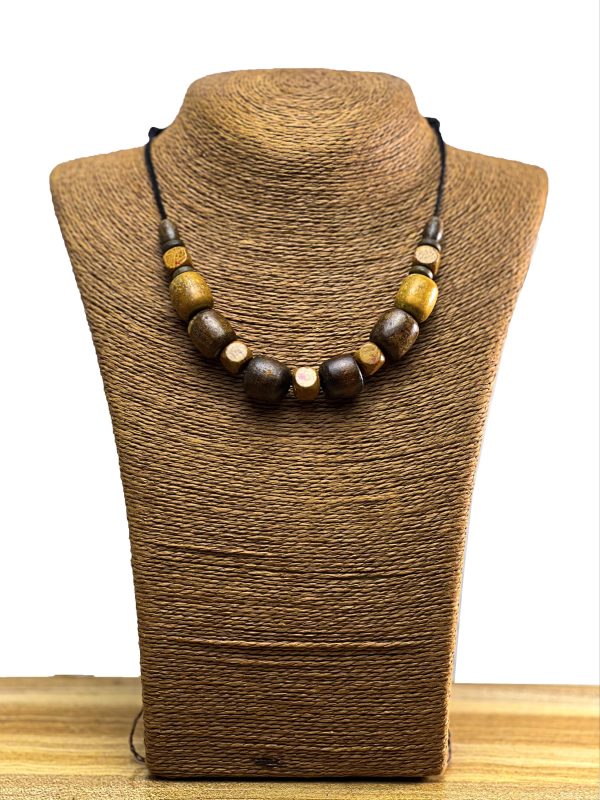 WOOD NECKLACE