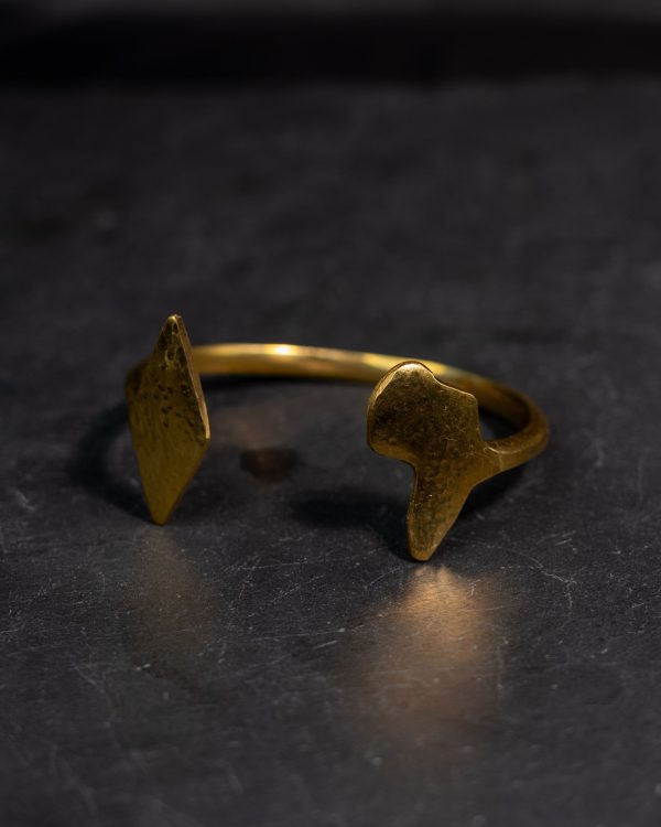 BRASS BRACELET