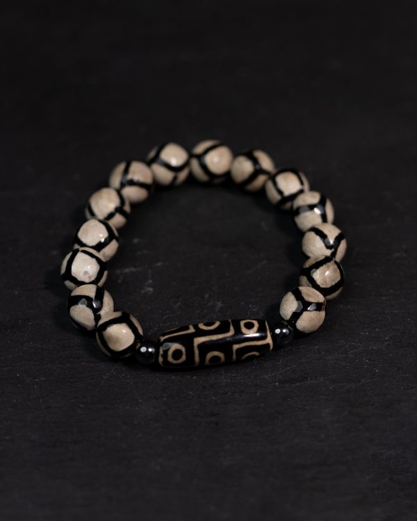 TIBETAN AGATE BRACELET