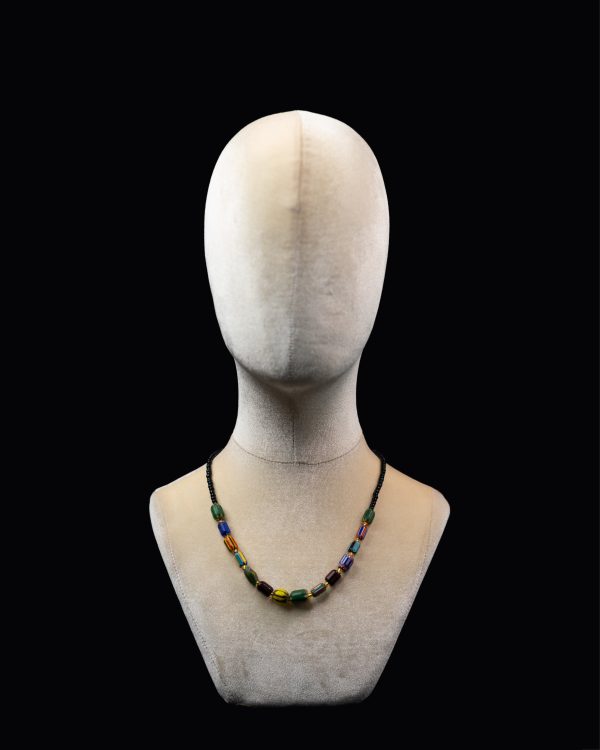 CHEVRON BEAD NECKLACE