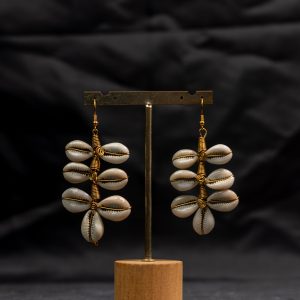 COWRIES  EARING